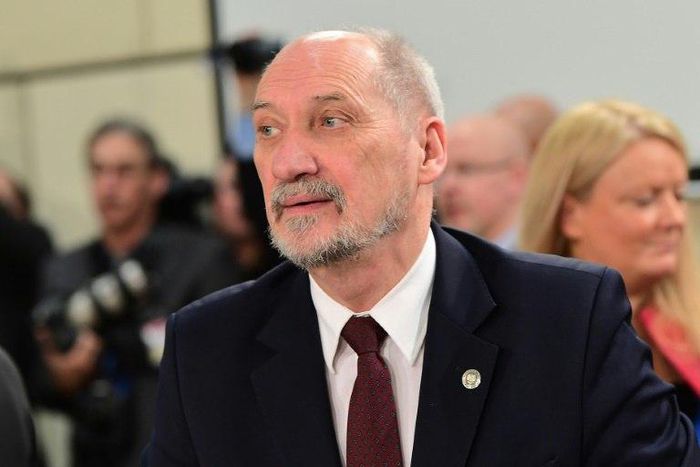 Poland's Defence Minister Antoni Macierewicz has slammed EU President Donald Tusk for failing to recover the wreckage of the Polish presidential jet that crashed in Russia in 2010
