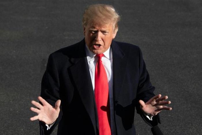 US President Donald Trump has forced a government shutdown and plans a national address to defend his insistence that Congress fund a massive wall for the US-Mexico border to block illegal immigrants