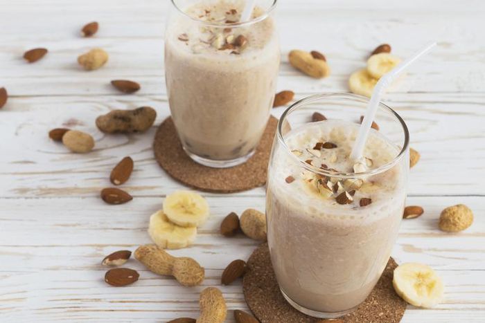 5 Healthy and Delicious Peanut Butter Smoothies