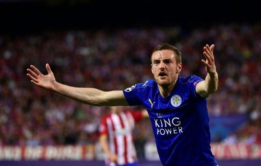 Leicester City's forward Jamie Vardy shouts and gestures during the UEFA Champions League quarter final first leg football match Club Atletico de Madrid vs Leicester City at the Vicente Calderon stadium in Madrid on April 12, 2017
