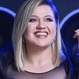 Kelly Clarkson Will Host The 2019 Billboard Awards