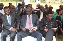 Joe Donde (L), Governor Cornel Rasanga and Siaya Senator James Orengo (Twitter)