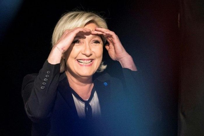 French presidential election candidate for the far-right Front National party Marine Le Pen will continue to have her European Parliament salary halted during an expenses inquiry