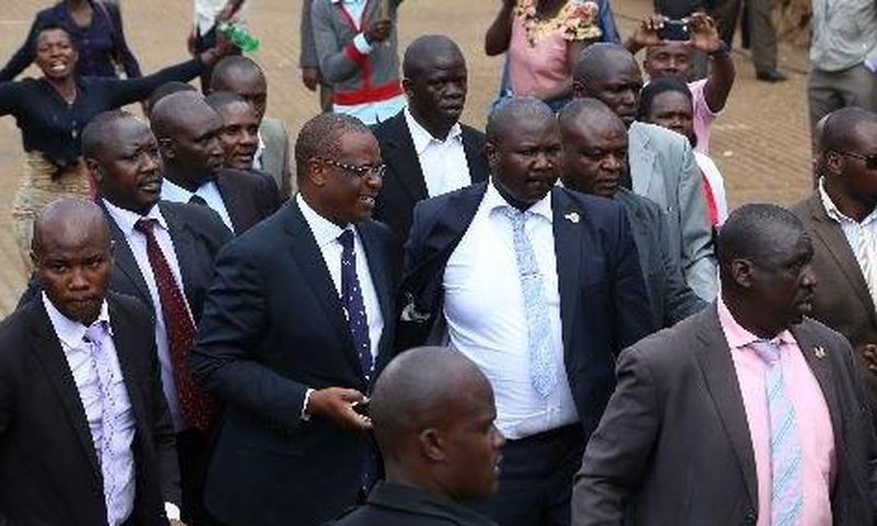 ___6440353___https:______static.pulse.com.gh___webservice___escenic___binary___6440353___2017___3___28___15___Evans+Kidero+bodyguards