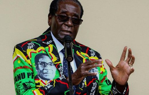 Zimbabwe President Robert Mugabe speaks at the party's annual conference on December 17, 2016 in Masvingo
