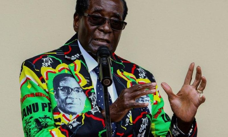 Zimbabwe President Robert Mugabe speaks at the party's annual conference on December 17, 2016 in Masvingo