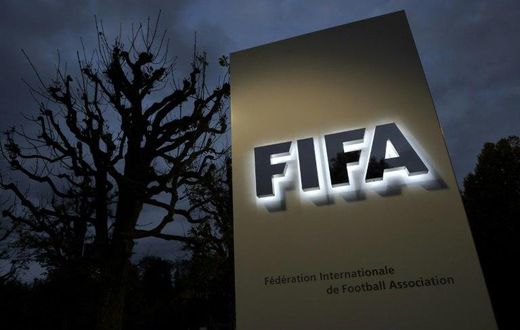 Greece's crisis-hit football federation spied on the national side's players and staff over several years using hidden cameras and listening devices, said a committee appointed by FIFA