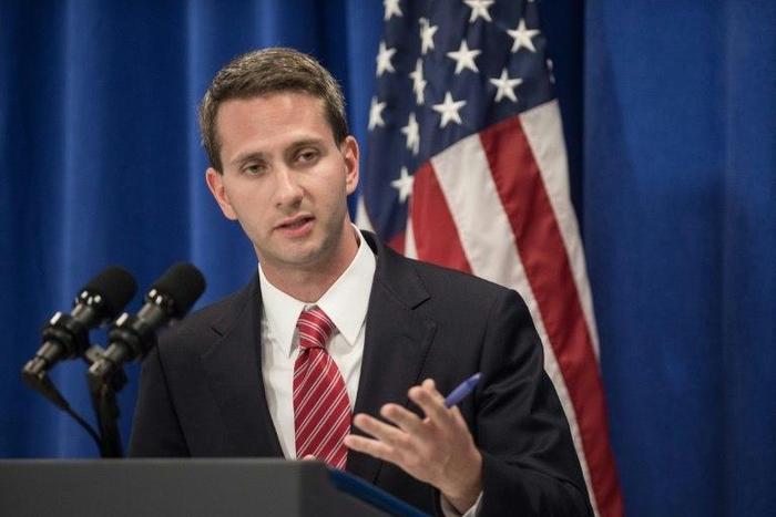 White House spokesman Eric Schultz told reporters that the "special relationship" between the United States and Britain endures
