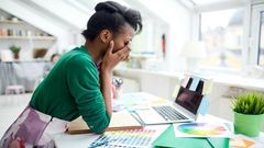 ___8732858___2018___8___16___15___bigstock-black-woman-stressed2
