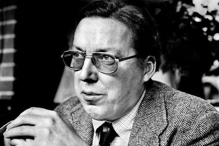 Charles mccarry, spy turned master spy novelist, dies at 88