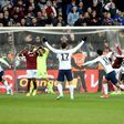 Paris Saint-Germain's French midfielder Blaise Matuidi (1st-L) celebrates with his teammates after scoring the last goal of the French L1 football match between Metz and Paris on April 18, 2017