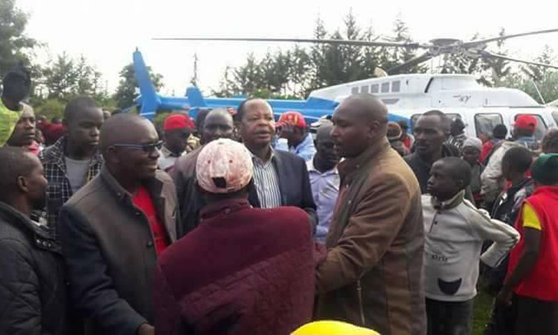 Mathira MP and Nyeri Governor hopeful Ephraim Maina lands at Kabaru Ward in Nyeri County to officiate the launch of a wooden bridge.