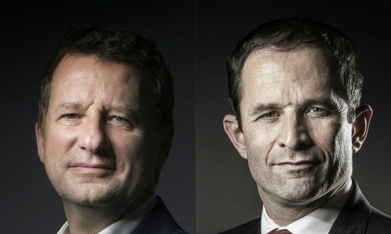 Environmentalist Yannick Jadot (L) dropped out of France's presidential election and threw his support behind Socialist candidate Benoit Hamon (R)