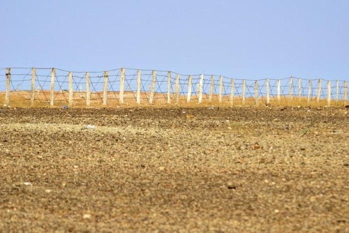 The land zone between Morocco and Algeria has been closed since 1994