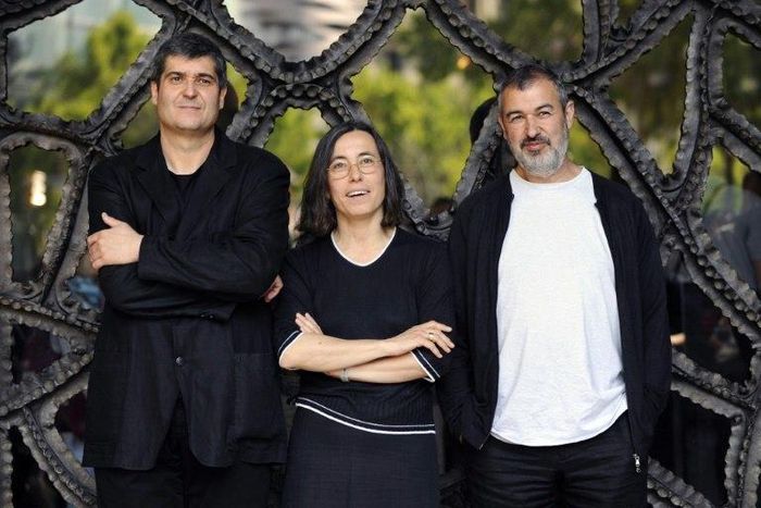 Spanish architects (from left to right) Ramon Vilalta, Carme Pigem and Rafael Aranda, photographed in 2009
