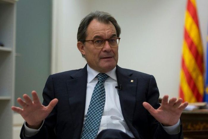 Former President of the Catalan Government and leader of Partit Democrata Europeu Catala (Catalan European Democratic Party) PDECAT, Artur Mas speaks during an AFP interview on February 6, 2017 in Barcelona
