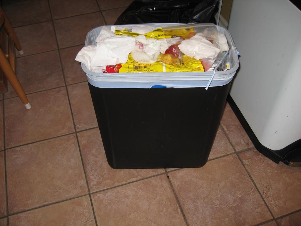 Full garbage can(Jewtopia Project)
