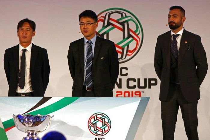 (From left) Former Vietnamese midfielder Nguyen Minh Phuong, Shin Man Gil, Executive Director AFC Competitions Division, and Lebanese footballer Joan Oumari at the AFC Asian Cup UAE 2019 Qualifiers Final Round draw in Abu Dhabi on January 23, 2017.