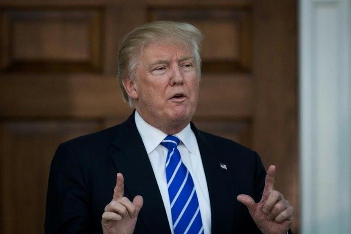 During his election campaign, Donald Trump threatened if elected to reverse the historic rapprochement between the the US and Cuba realized under President Barack Obama