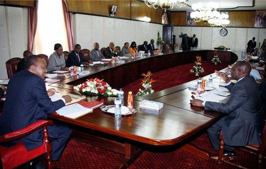 President Uhuru Kenyatta and Deputy President William Ruto chairs a cabinet meeting at State House, Nairobi. The cabinet approved a new Sh100 billion pay rise for civil servants.