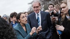 Liberal Democrats Formally Call for a Green New Deal, Giving Substance to a Rallying Cry