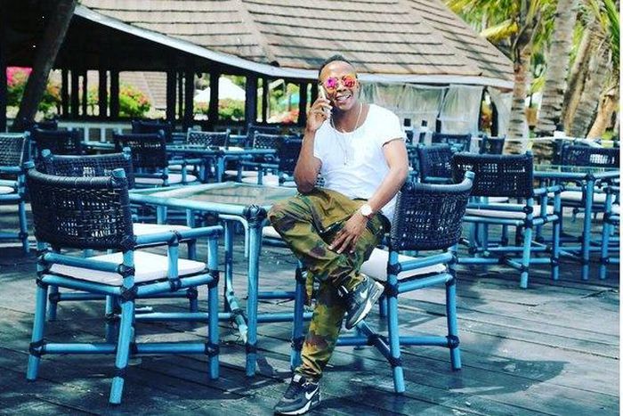 ___5799552___https:______static.pulse.com.gh___webservice___escenic___binary___5799552___2016___11___23___13___papadennislead