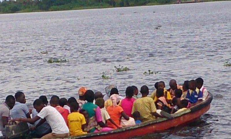 ___3929235___https:______static.pulse.com.gh___webservice___escenic___binary___3929235___2015___7___2___2___Boat+mishap_4