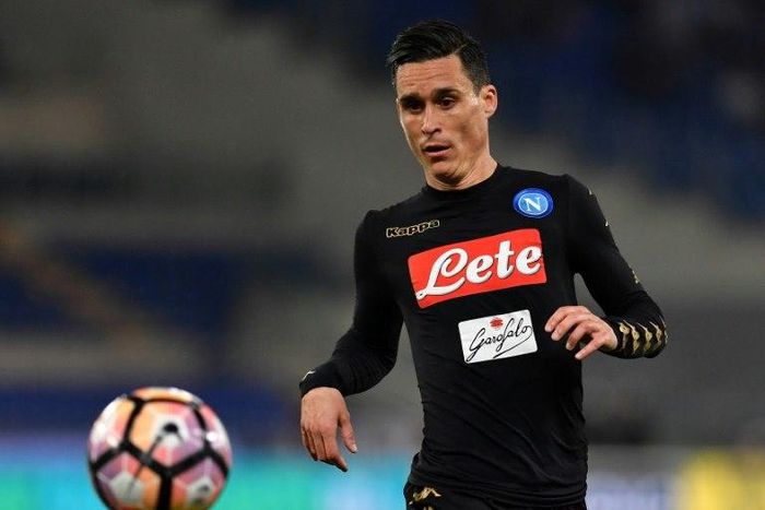 Napoli's forward from Spain Jose Maria Callejon eyes the ball during the Italian Serie A football match Lazio vs Napoli on April 9, 2017 at the Olympic stadium in Rome