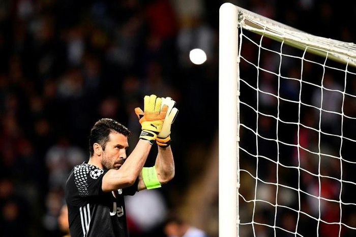 Juventus' goalkeeper Gianluigi Buffon called on the club's supporters to heed his words two days before Juventus host Torino looking to take a step towards a record sixth consecutive Serie A title