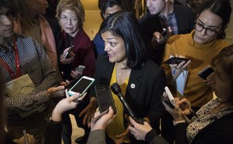 'No Precedent' for Abolishing Private Insurers