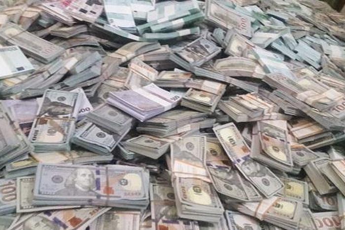 A file image of fake currency