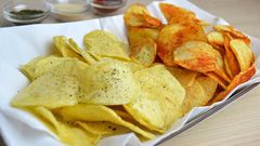 Homemade potato crisps(YouTube)