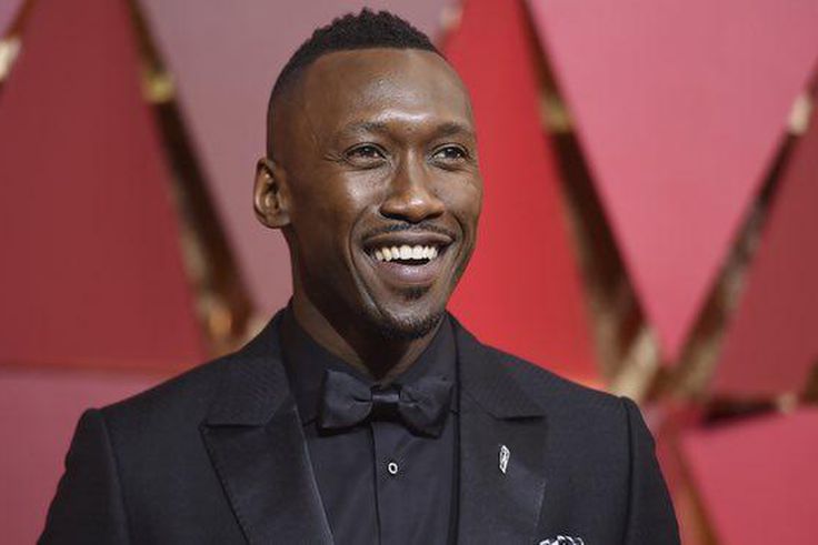 Mahershala Ali wins Best Supporting for "Moonlight
