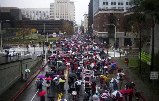 LA Teachers Strike for First Time in 30 Years, the Nation's Largest School Walkout