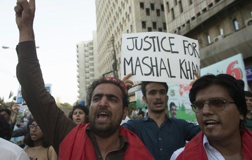 Activists shout slogans during a protest in Karachi on April 14, 2017 against the killing of student Mashal Khan by his classmates