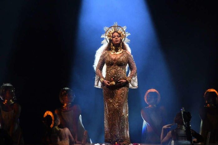 Beyonce  at 2017 Grammy Awards