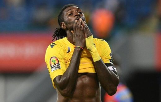 Togo's forward Emmanuel Adebayor reacts after missing a goal opportunity during the 2017 Africa Cup of Nations group C football match between Togo and DR Congo in Port-Gentil on January 24, 2017
