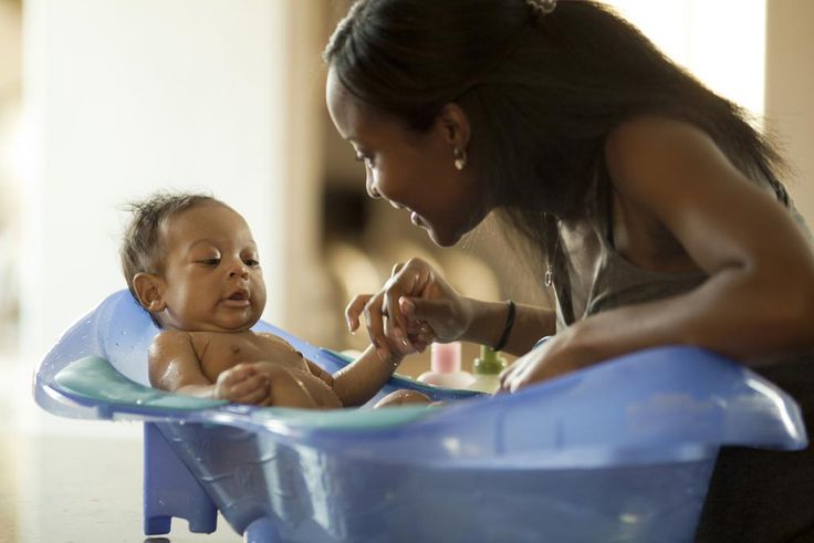 Bathing a newborn(The Fertile Chick)