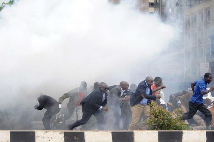 Police use teargas to disperse protestors
