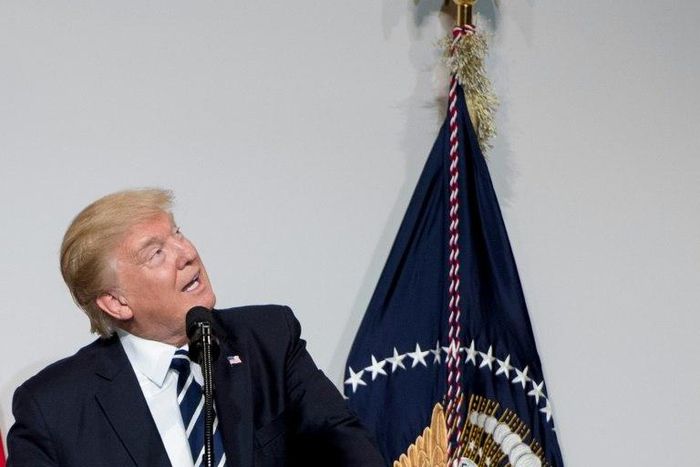 Insiders say US President Donald Trump's meeting with lawmakers on a healthcare bill have been focused less on specifics than on the politics of "Trumpcare" failing