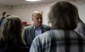 Steve King, Facing Backlash From Both Parties, Fights for Political Life