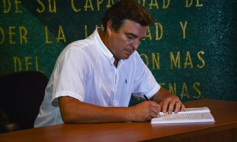 Son of Revolutionary leader Fidel Castro, Antonio Castro Soto del Valle and many others, signed an oath of allegiance to his father's revolution concept at Revolution Square Jose Marti's memorial in Havana, on November 28, 2016