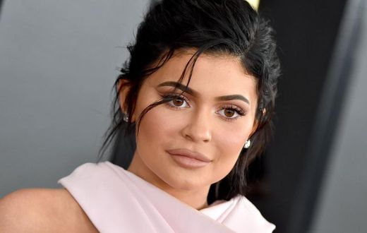 Kylie Jenner's Net Worth Is How Much?!