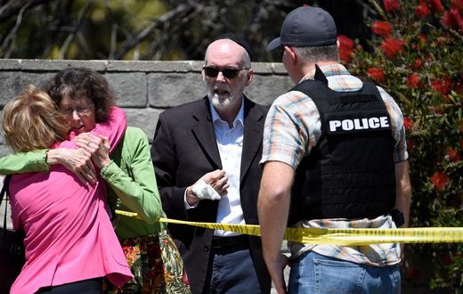 Man in custody in Synagogue shooting in California, officials say