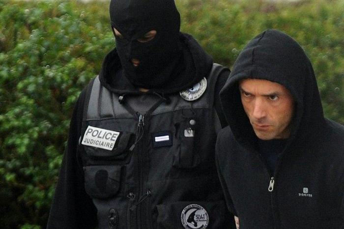 ETA leader Mikel Irastorza and a couple who hosted his stay, have been put under investigation for "crime of terrorist conspiracy" on November 9, 2016