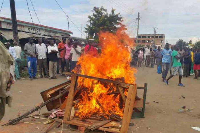 ___6630232___https:______static.pulse.com.gh___webservice___escenic___binary___6630232___2017___5___5___11___Kisumu+chaos