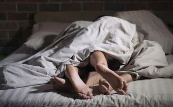 4 Signs Your Partner Is Selfish in Bed