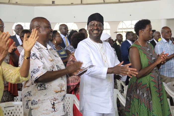 Former Prime Minister Raila Odinga with his brother, EALA MP Oburu Odinga during the 25th commemoration of their father's death (Twitter)