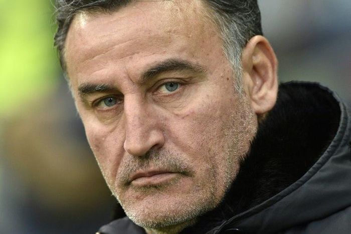 "If we want to relive extraordinary evenings like tonight, with a full stadium and great atmosphere, we must finish in the top five," said Saint-Etienne's head-coach Christophe Galtier