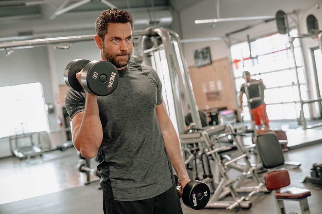 zachary levi shazam